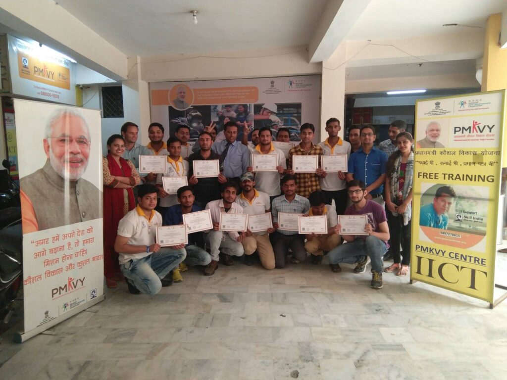 53453698_2185731714807109_5980459114608721920_n